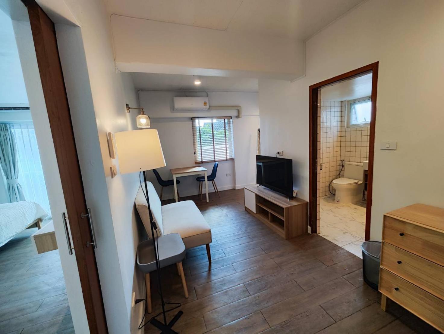 Suneta Hostel Chiangmai Чиангмай Экстерьер фото