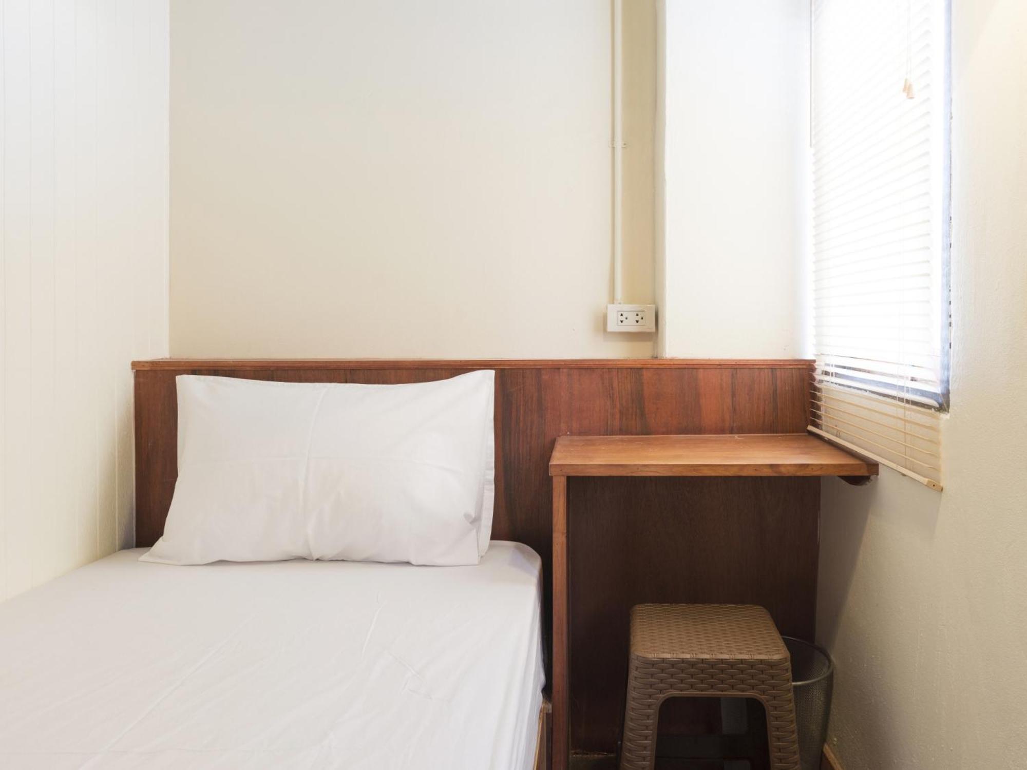 Suneta Hostel Chiangmai Чиангмай Номер фото